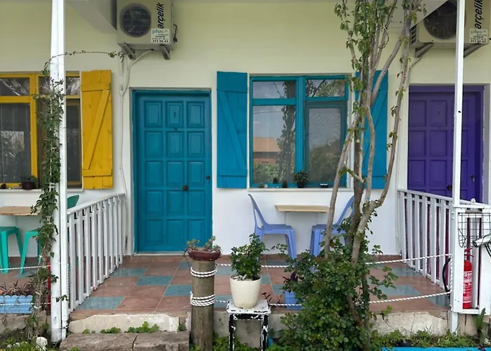 Gaya Cirali 民宿 *