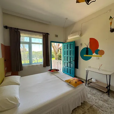 Gaya Pansıyon çirali Quarto em Acomodações Particulares Kemer