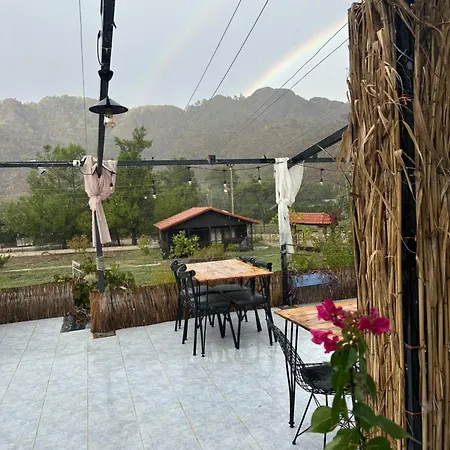 Gaya Pansıyon çirali * Kemer